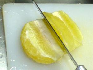 グレープフルーツを綺麗に剥く方法