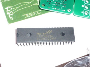 HT82K629Aは便利なUSBキーボードコントローラ